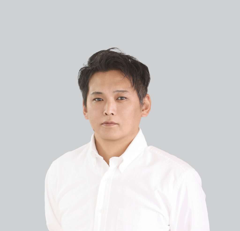 保井　建志