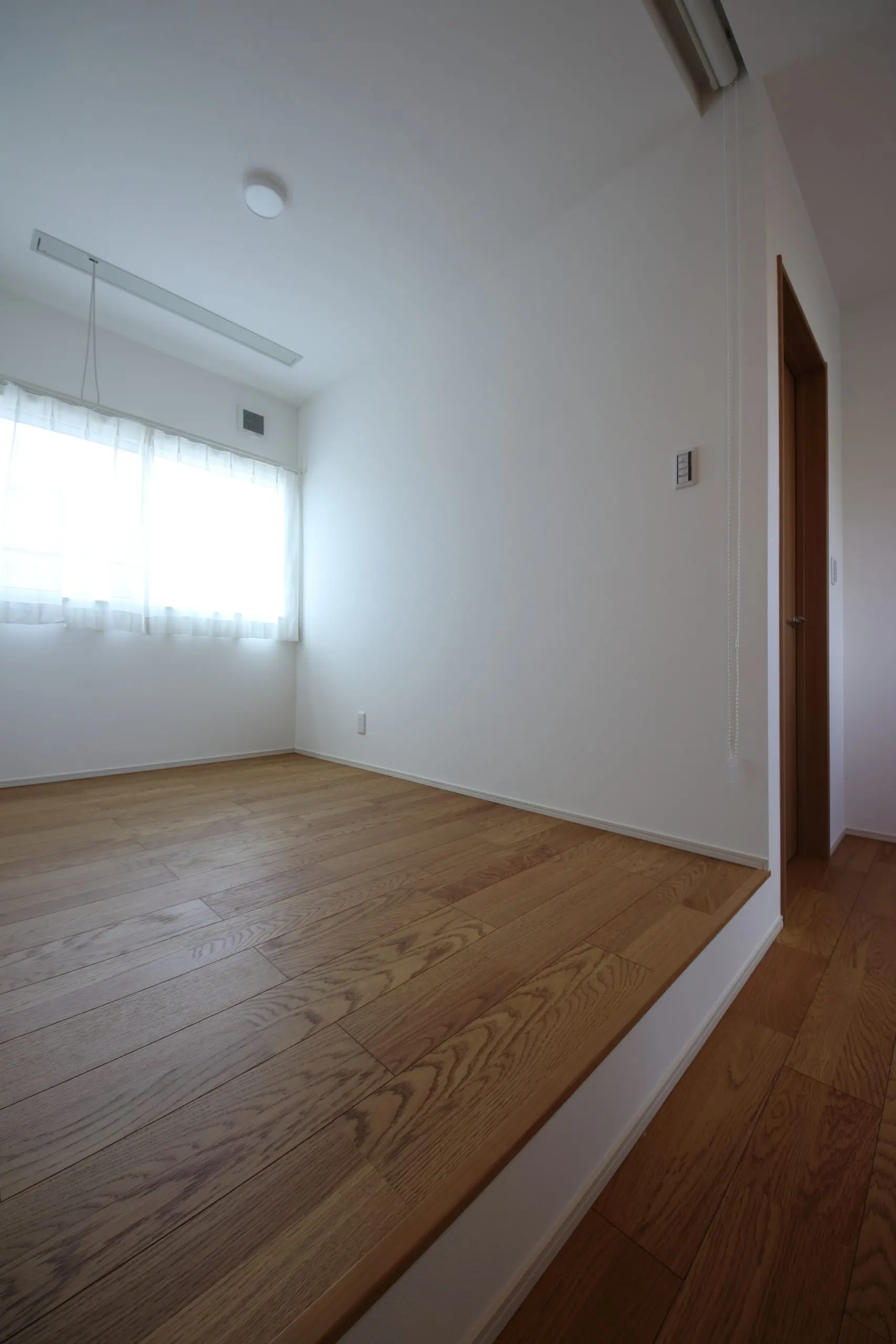 平屋のように暮らせる2階建ての家