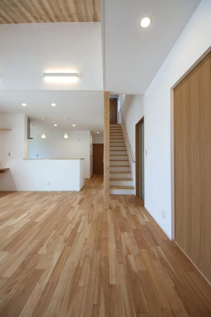 平屋のように暮らせる2階建ての家