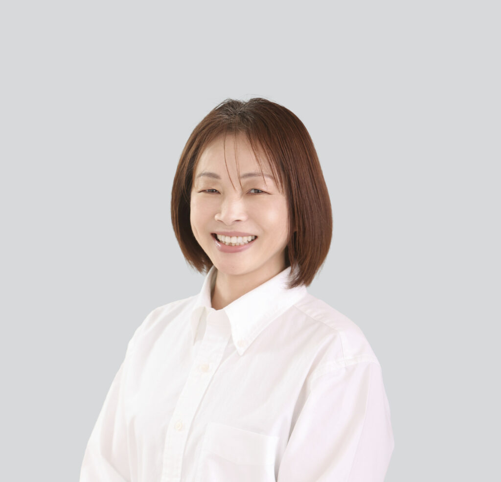 友久　智住子