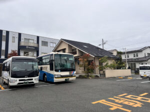 img_main_alt