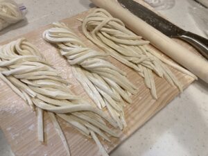 手打ちうどん作ってみました🍜