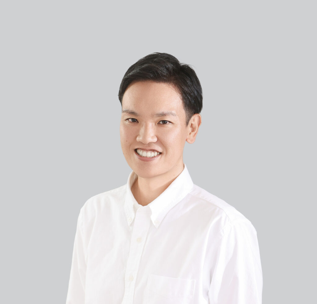 二村　聖士
