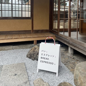 img_main_alt