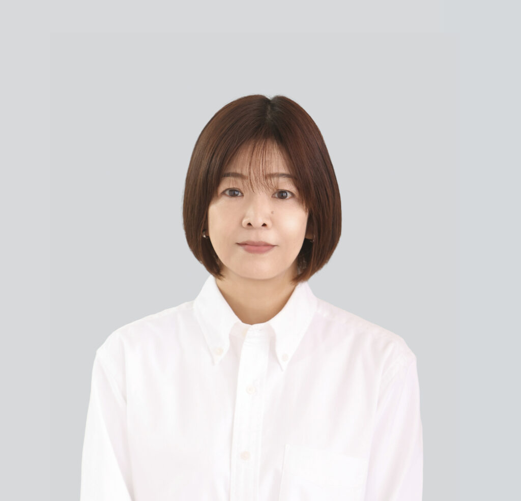荒田　真弓